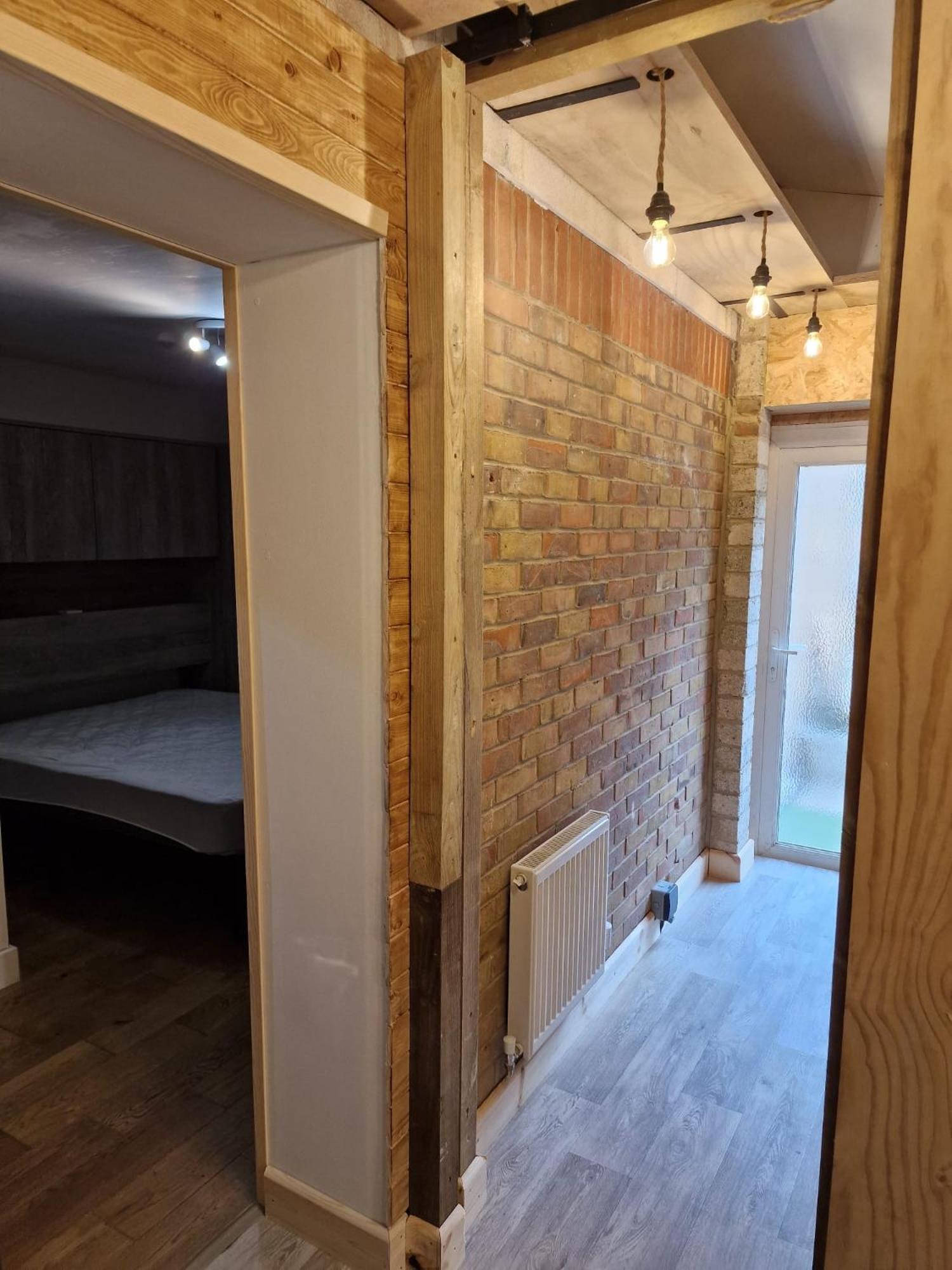 Two-Bedroom Cosy Country Lodge With Private Patio Greenhithe 外观 照片