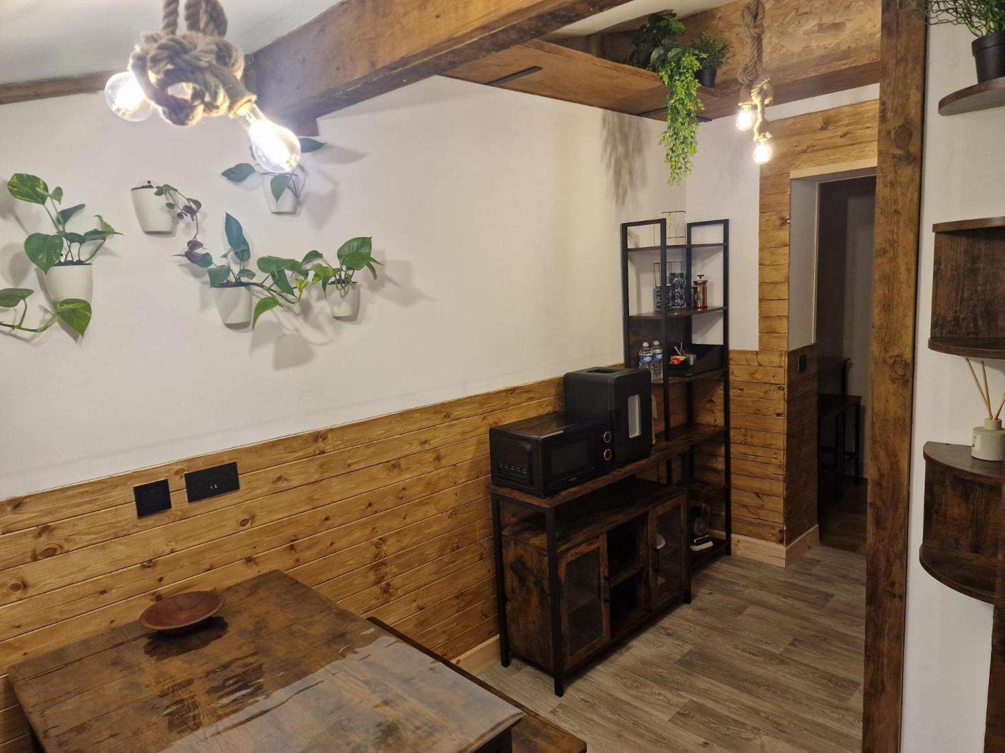 Two-Bedroom Cosy Country Lodge With Private Patio Greenhithe 外观 照片